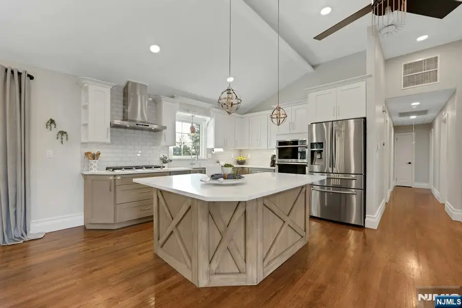 30-06 Morlot Avenue, Fair Lawn, NJ 07410 - Image #2