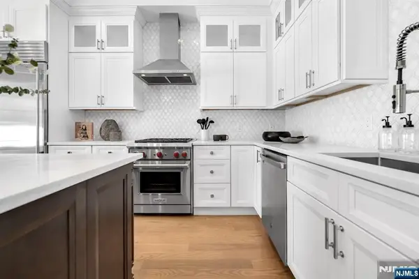 16 Gabriel Court 16, Paramus, NJ 07652