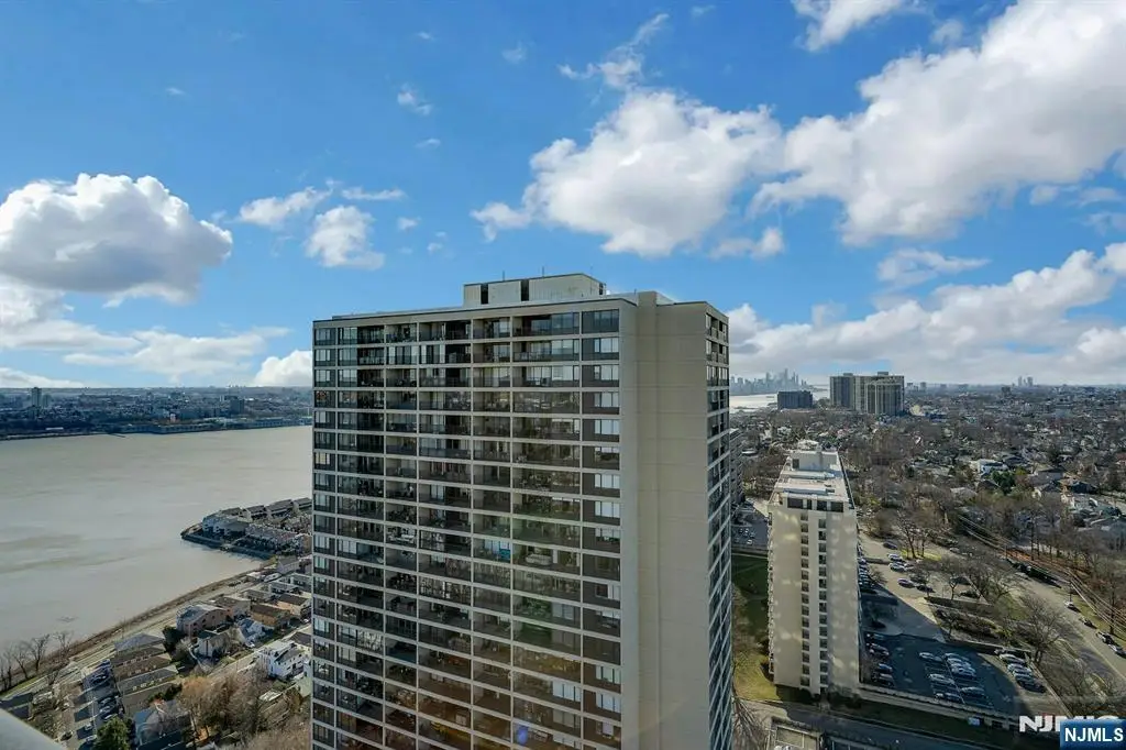 6 Horizon Road 2602, Fort Lee, NJ 07024 - Image #1
