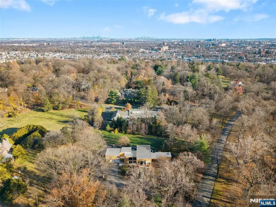 41 Park Way, West Orange, NJ 07052 - Image #3