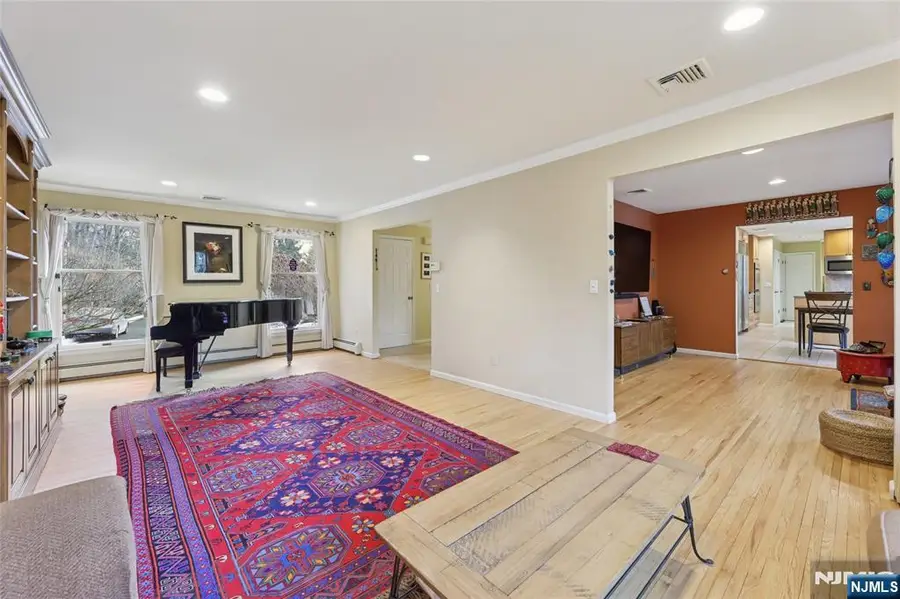 45 Hickory Lane, Closter, NJ 07624 - Image #3