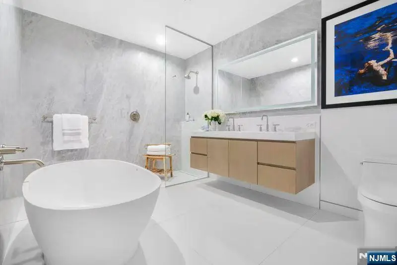 320 Adolphus Avenue 321, Cliffside Park, NJ 07010 - Image #3