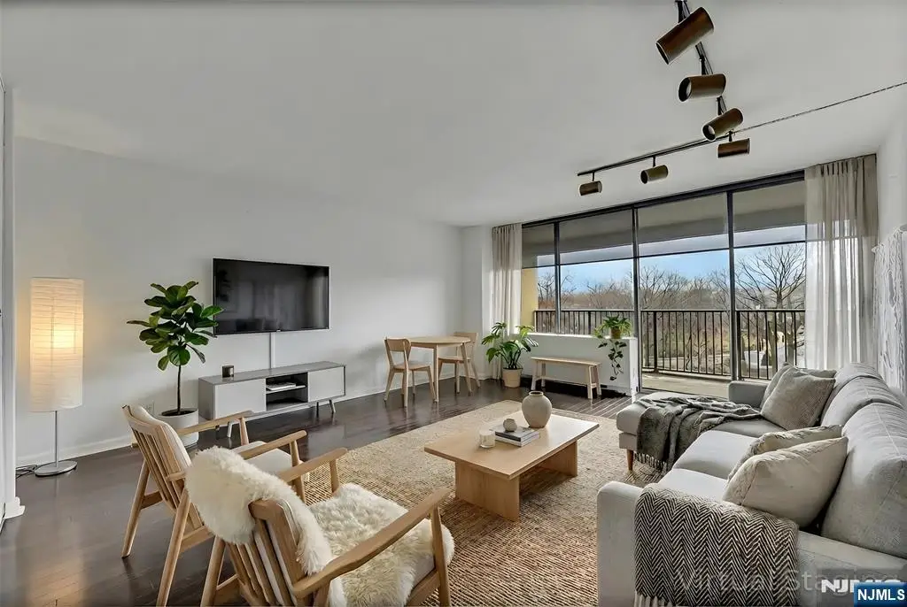 6 Horizon #306, Fort Lee, NJ 07024 - #1