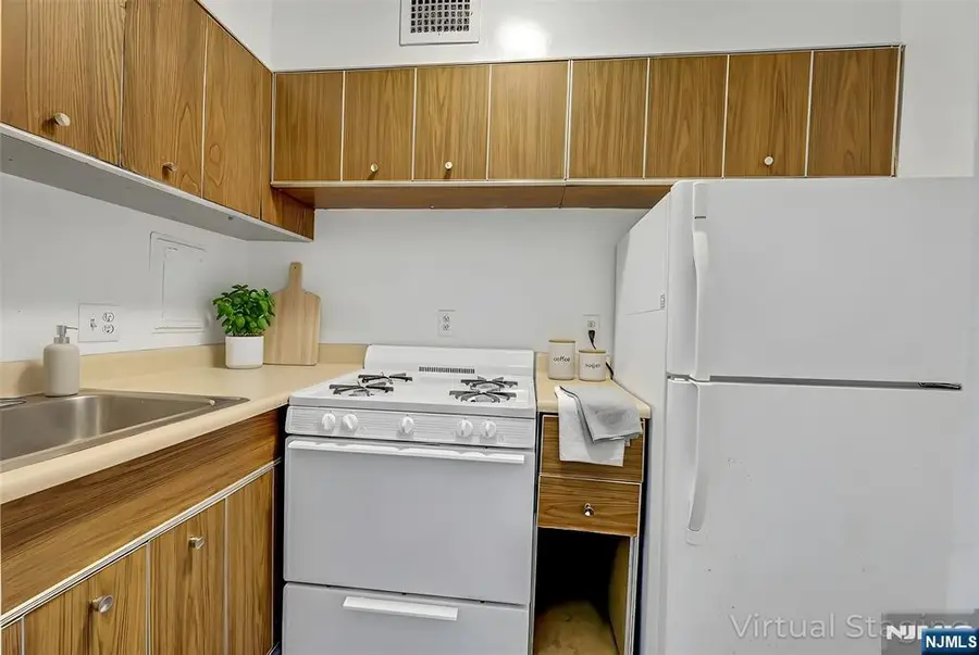 6 Horizon #306, Fort Lee, NJ 07024 - #3