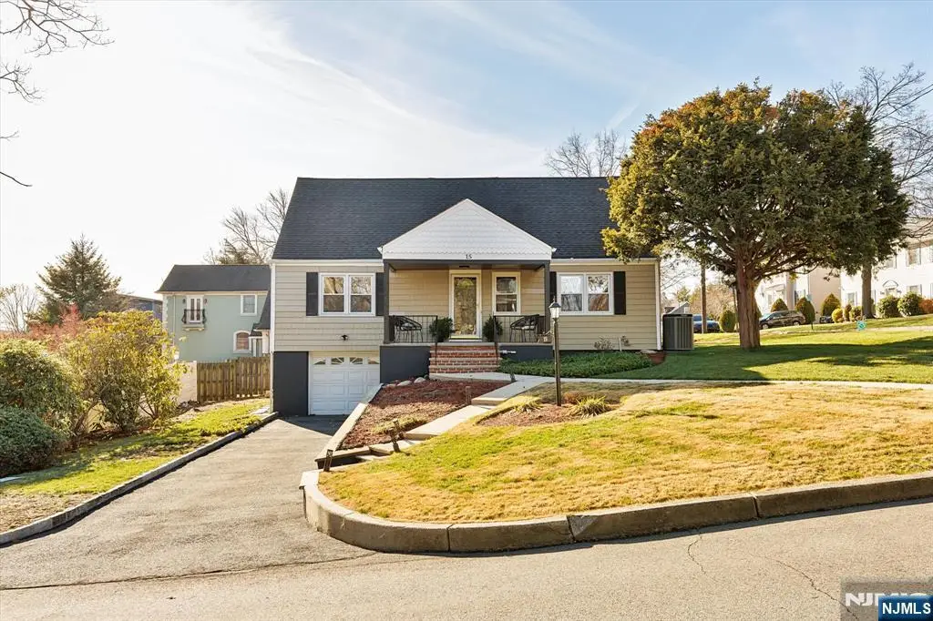 15 Princeton Place, Clifton, NJ 07014 - #1