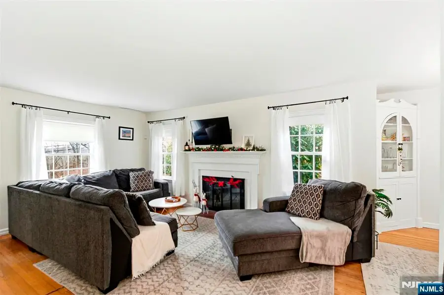 95 Hillside Drive, North Haledon, NJ 07508 - Image #2