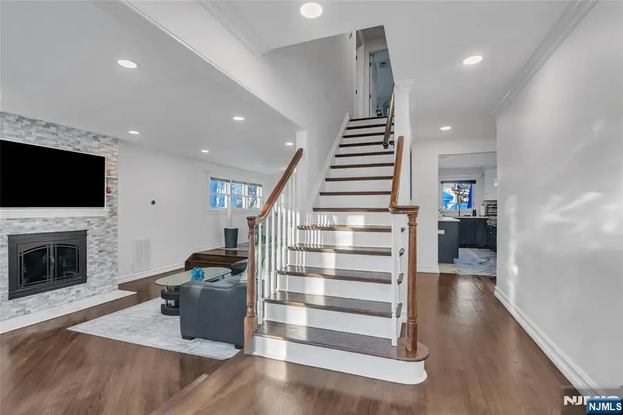 33 Highland Avenue, Maplewood, NJ 07040 - #3