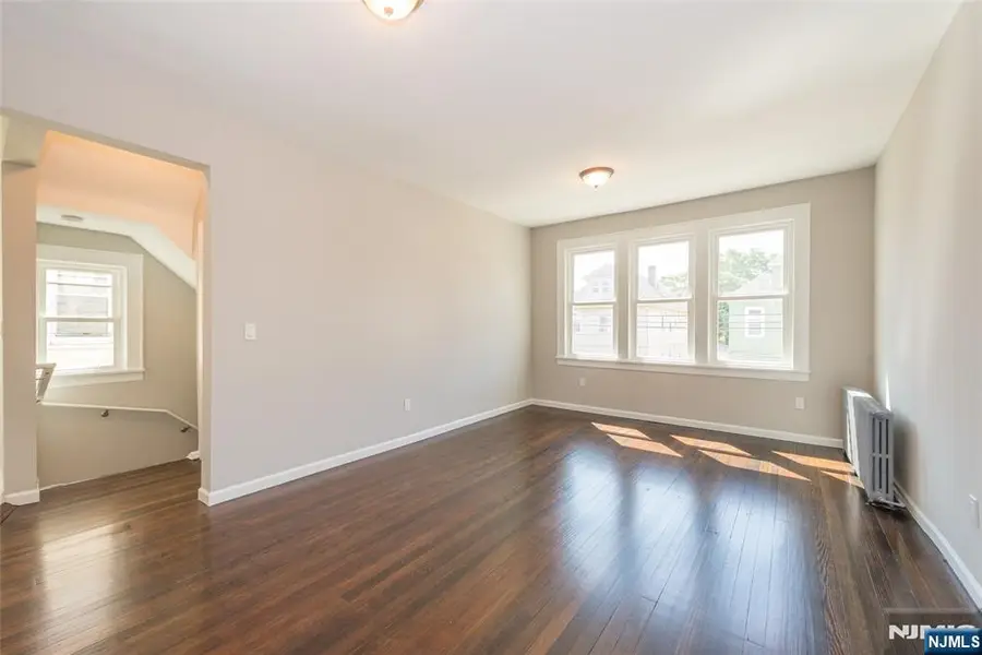 134 Knapp Avenue, Clifton, NJ 07011 - Image #3