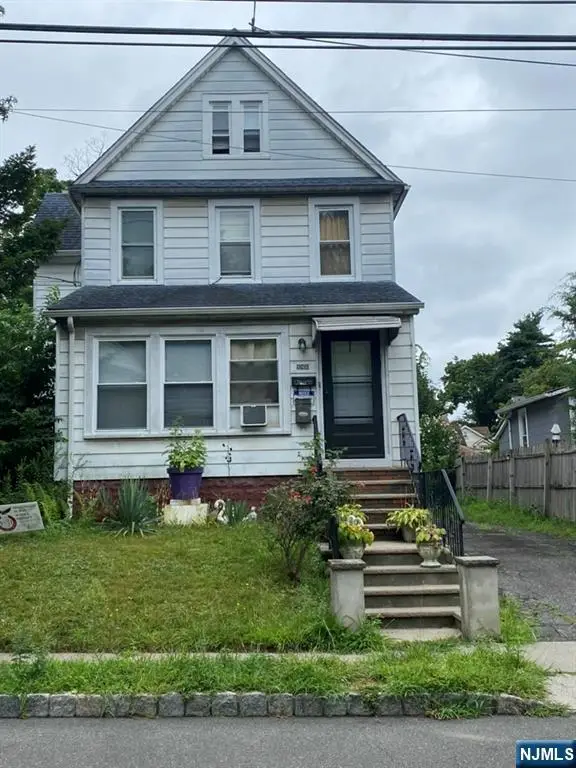 140 Phelps Avenue, Englewood, NJ 07631