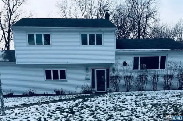 122 Webster Drive, Wayne, NJ 07470