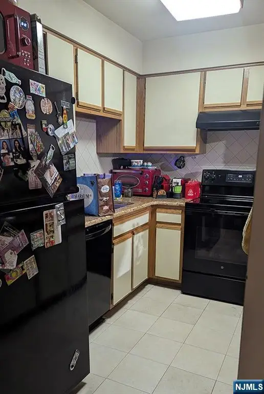 19 Plauderville Avenue 110, Garfield, NJ 07026 - Image #2