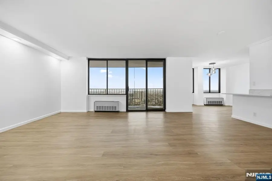 300 Winston Drive 2502, Cliffside Park, NJ 07010 - Image #3