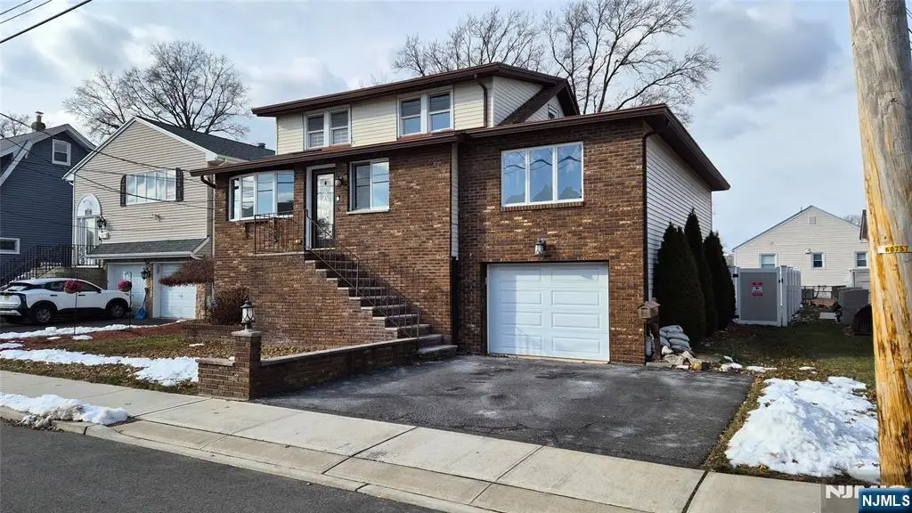 6 Chamberlain Avenue, Little Ferry, NJ 07643 - Image #1