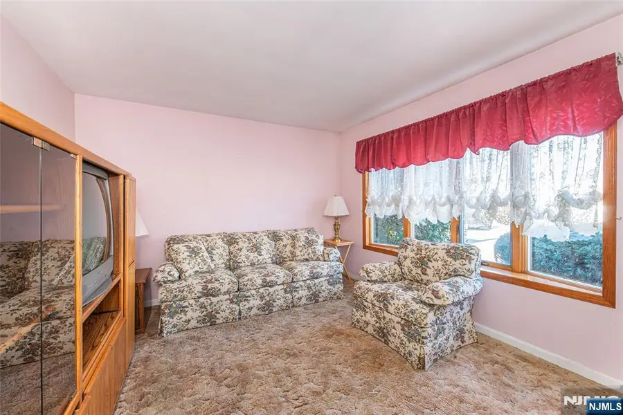 48 Center Court, Garfield, NJ 07026 - #2