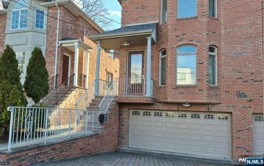 48 Henry Avenue 1, Palisades Park, NJ 07650 - Image #2