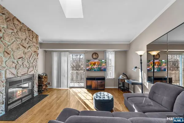 753 Summer 3D, Newark, NJ 07104