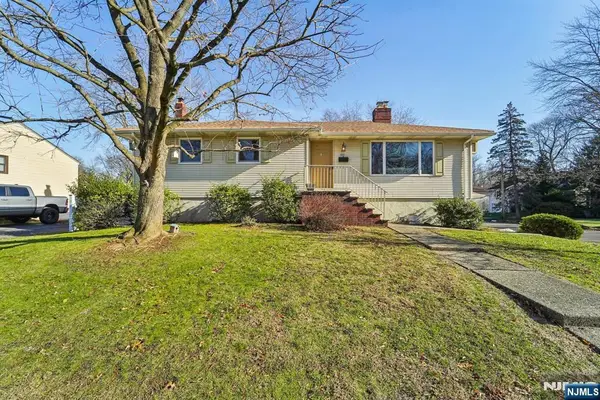 103 Hickory Street, Twp of Washington, NJ 07676