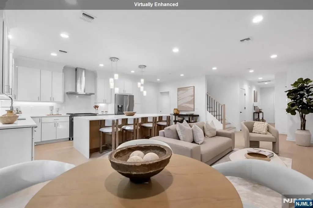 21 Fey Place, Oradell, NJ 07649 - Image #1