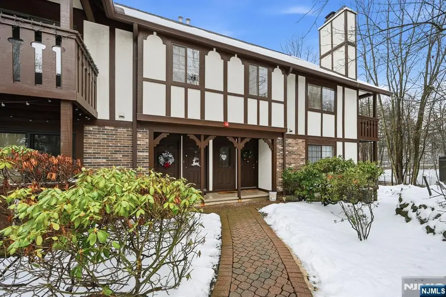 3811 Melville Court, Mahwah, NJ 07430 - Image #2