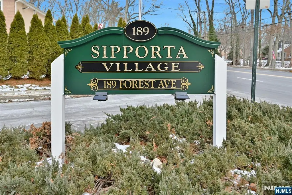 189 Forest Avenue 117, Paramus, NJ 07652 - Image #1