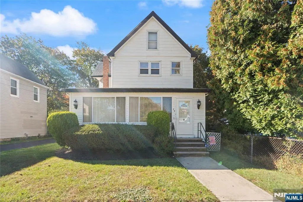 29 Leary Avenue, Bloomingdale, NJ 07403 - #1