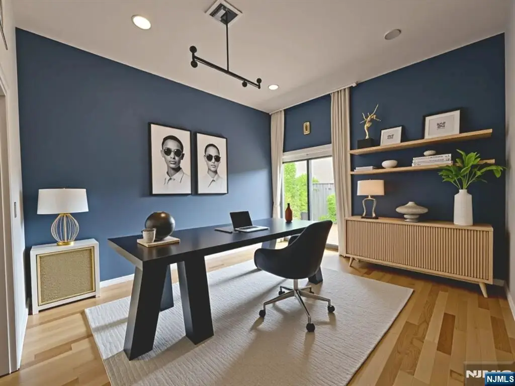 300 Gorge Road 38, Cliffside Park, NJ 07010 - Image #1