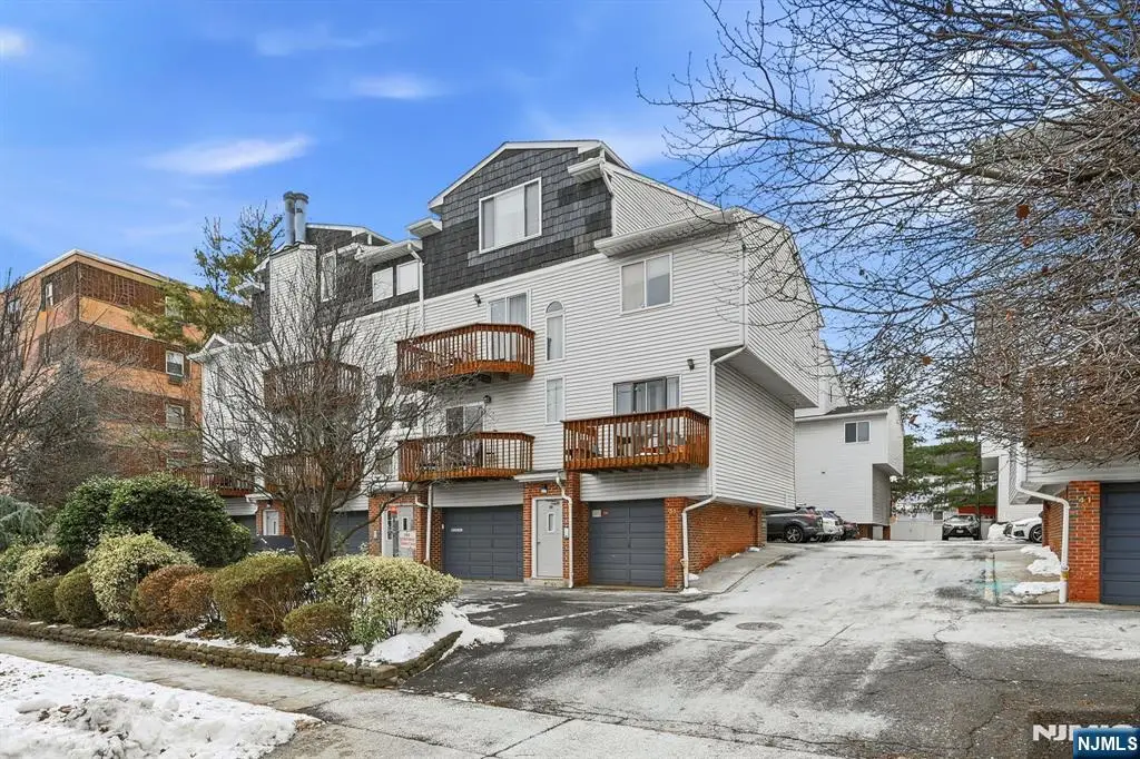 31 Fairmount Avenue 16A, Hackensack, NJ 07601 - Image #1