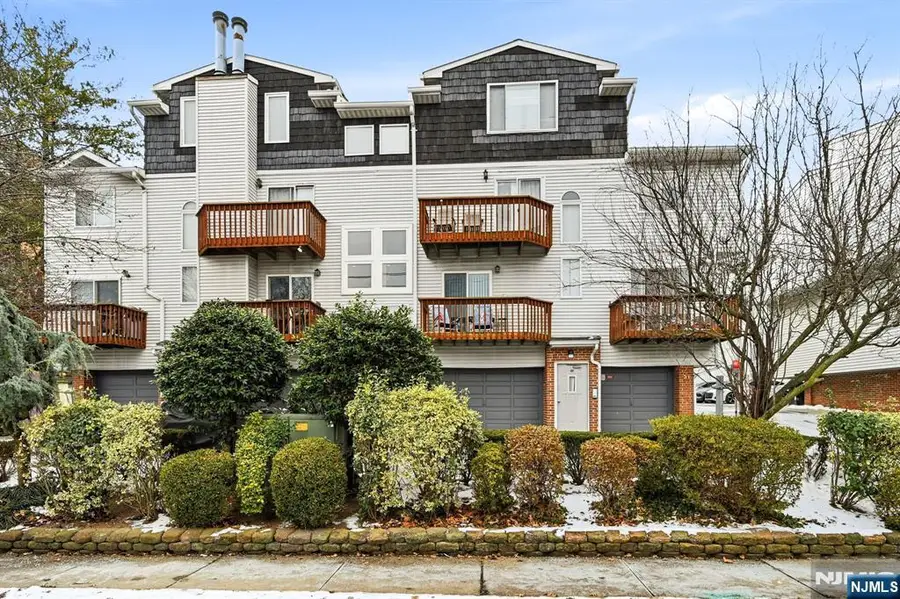 31 Fairmount Avenue 16A, Hackensack, NJ 07601 - Image #3