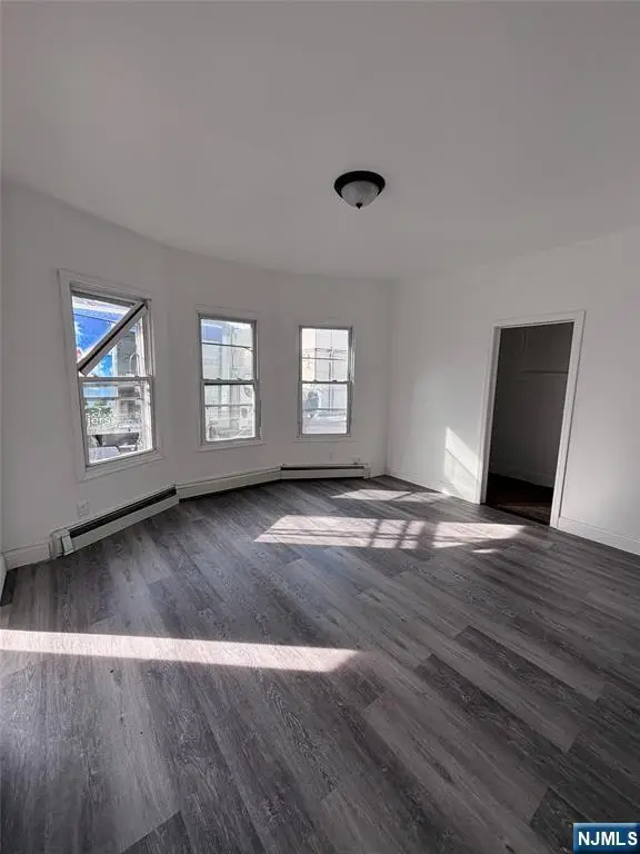 9 Sparrow Street, Paterson, NJ 07524 - Image #3