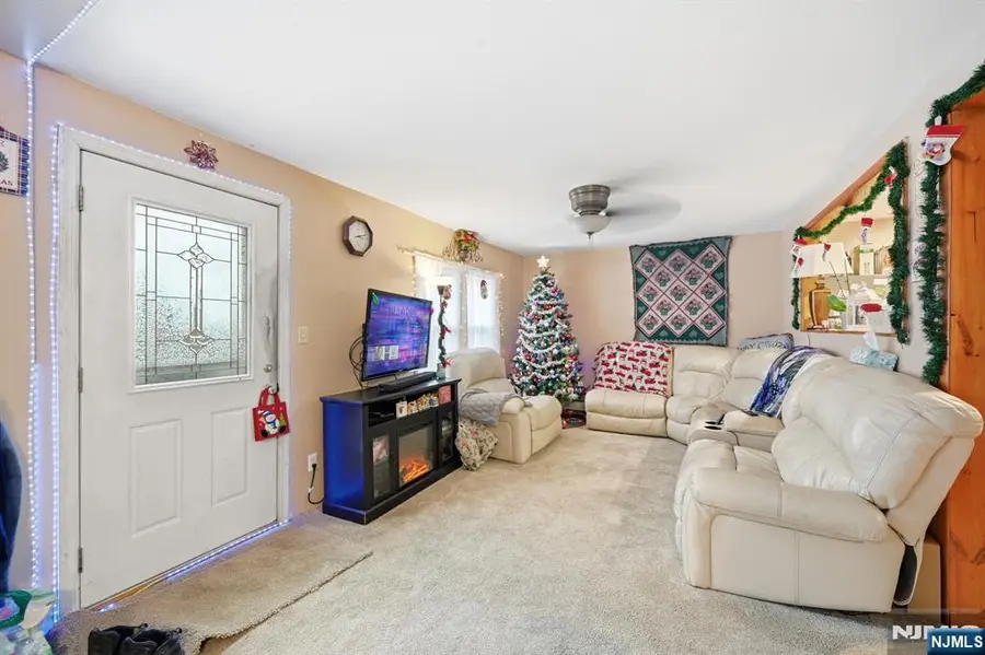 12 Quill Street, West Milford, NJ 07480 - Image #2