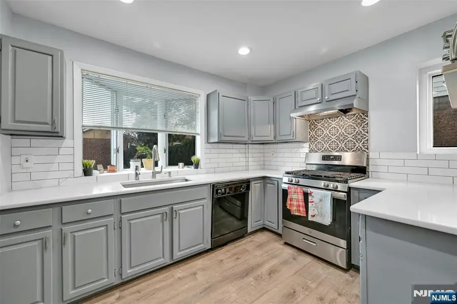 173 Grayson Place, Teaneck, NJ 07666 - Image #2