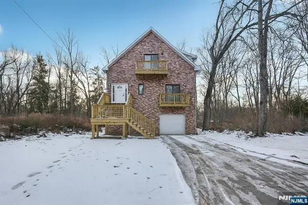 109 Monmouth Avenue, Wayne, NJ 07470