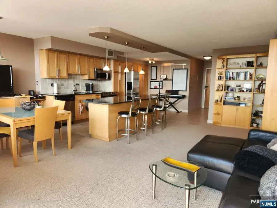 770 Anderson Avenue 14P, Cliffside Park, NJ 07010 - Image #2