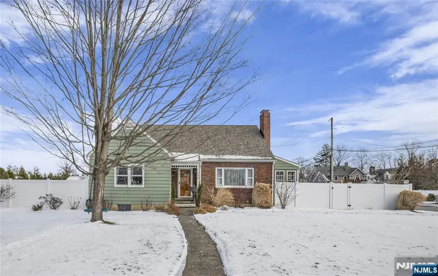 298 Boulevard, Pompton Plains, NJ 07444 - Image #2