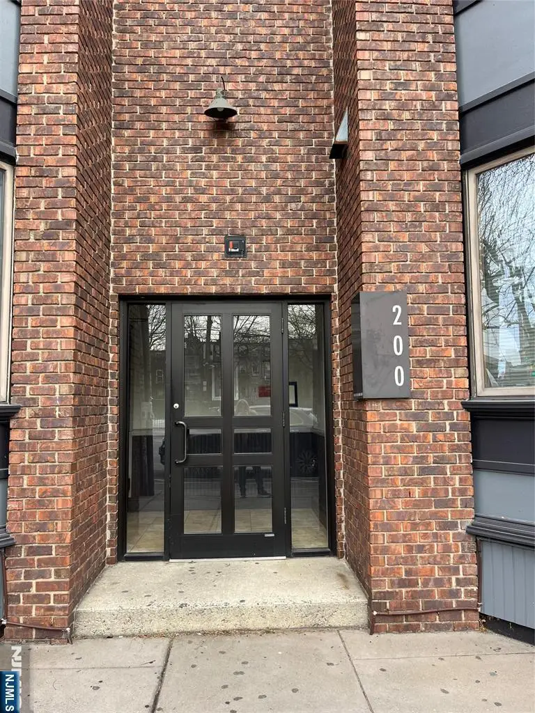 200 Christopher Columbus Drive c10, Jersey City, NJ 07302 - #1