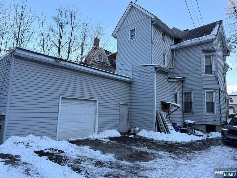 160-162 Roseville Avenue, Newark, NJ 07107 - Image #2