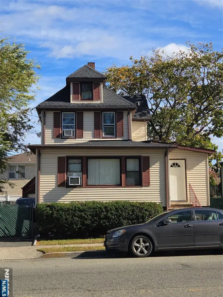 381 Mola Boulevard, Elmwood Park, NJ 07407 - #1
