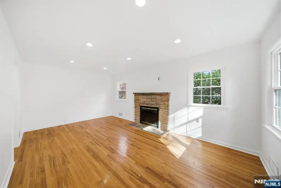 61 Rose Street, Cresskill, NJ 07626 - Image #3