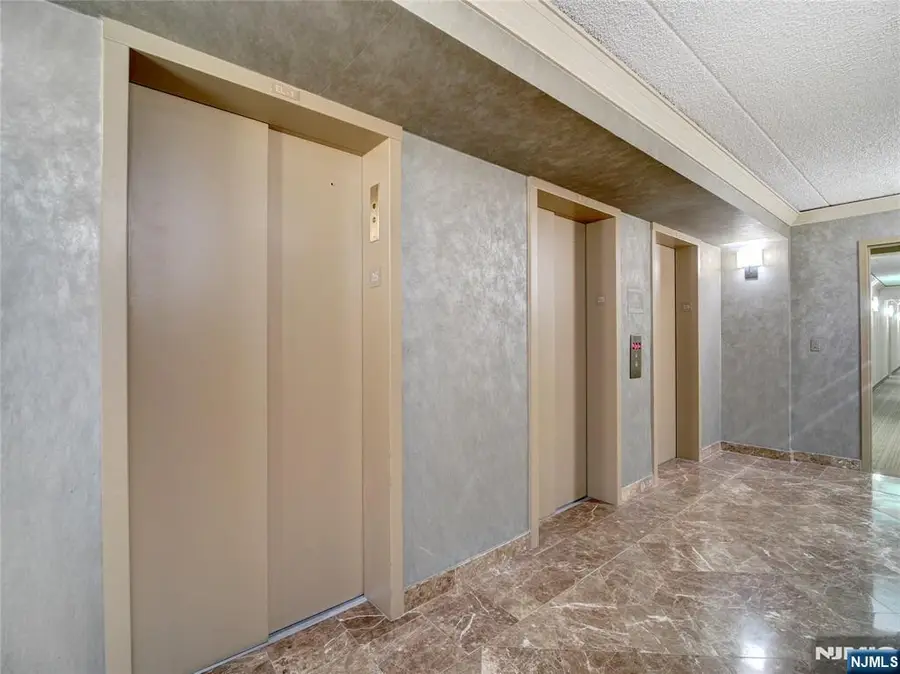 250 Gorge 28A, Cliffside Park, NJ 07010 - Image #2