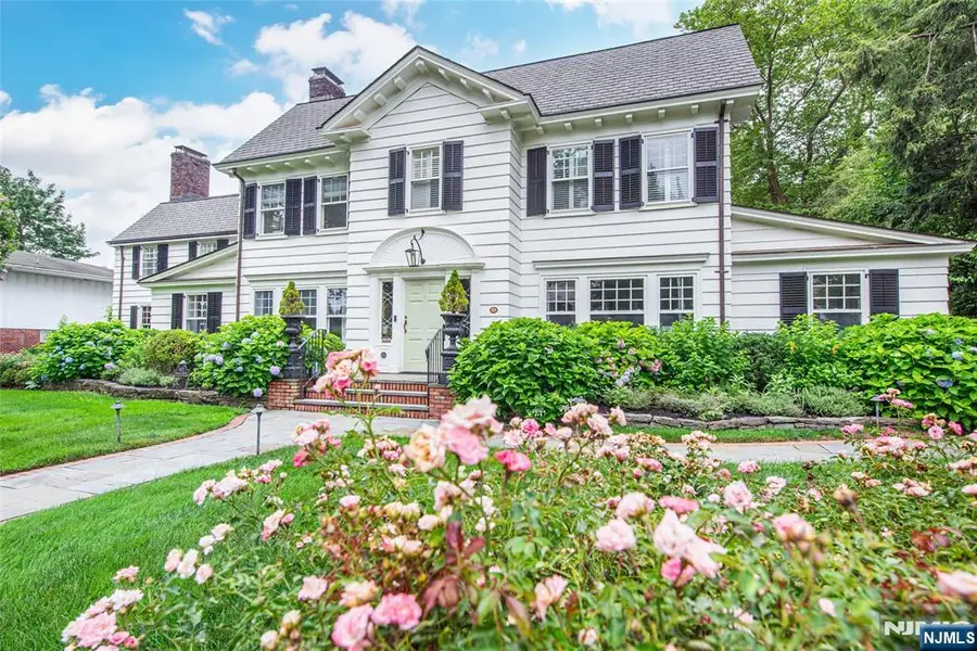 412 Ridgewood Avenue, Glen Ridge, NJ 07028 - Image #2