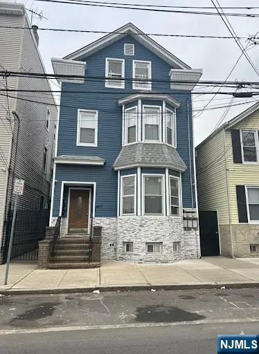 267 Walnut Street, Newark, NJ 07105