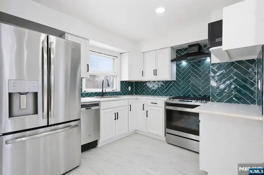 35-37 Montclair Avenue, Clifton, NJ 07011 - Image #3