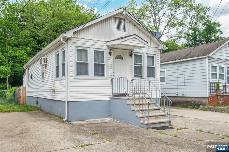 20 Park Drive, Oakland, NJ 07436 - Image #2