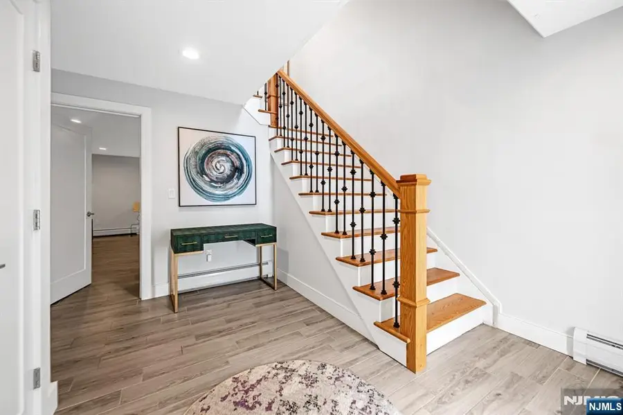 275 14th B, Palisades Park, NJ 07650 - Image #3