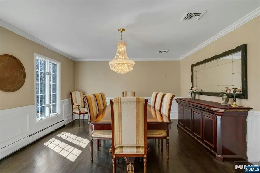 450 Saddle Back Trail, Franklin Lakes, NJ 07417 - Image #3