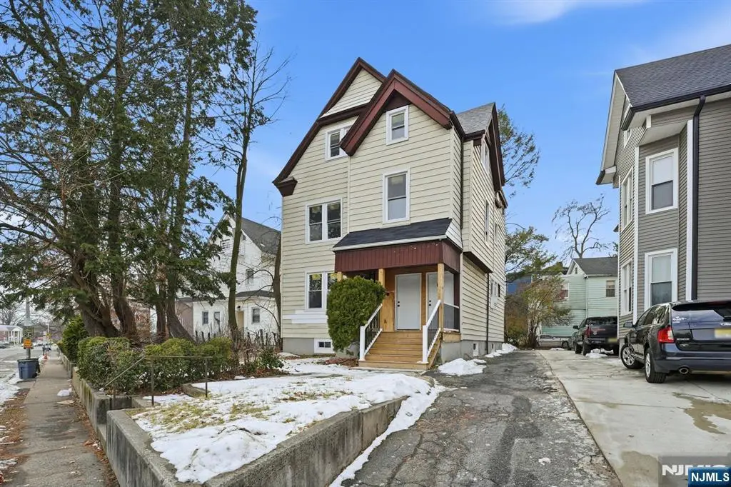 75 Washington Street, East Orange, NJ 07017 - Image #1