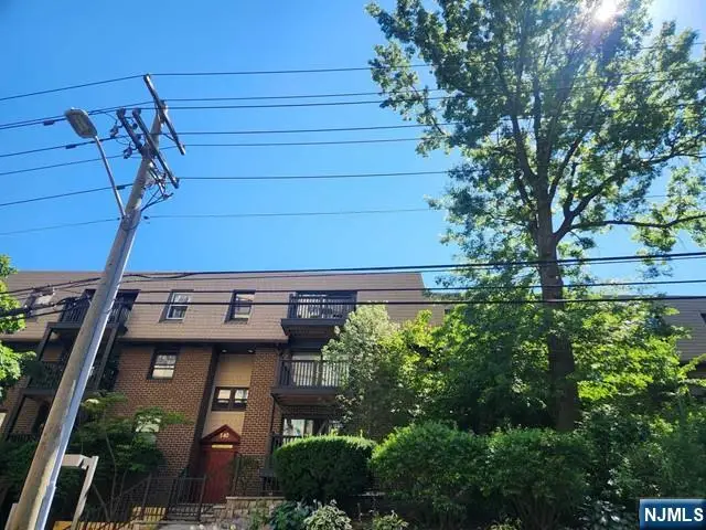 550 North Avenue E, Fort Lee, NJ 07024 - Image #2