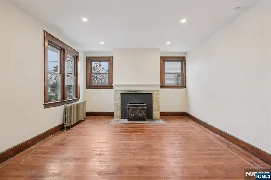 55 Roosevelt Avenue, West Orange, NJ 07052 - Image #3