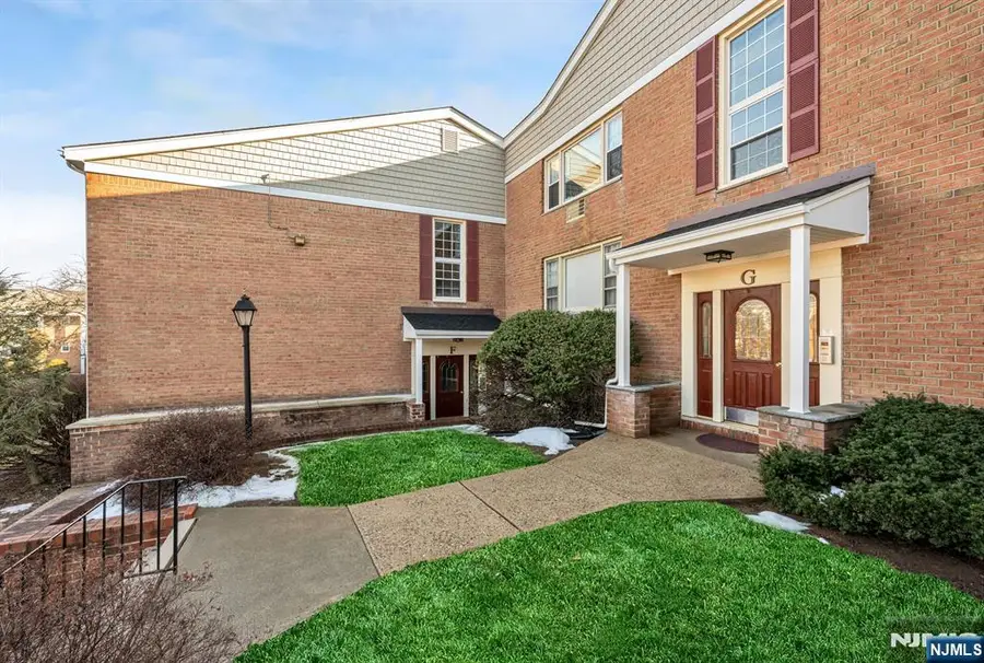 605 Grove F 16, Clifton, NJ 07013 - Image #3