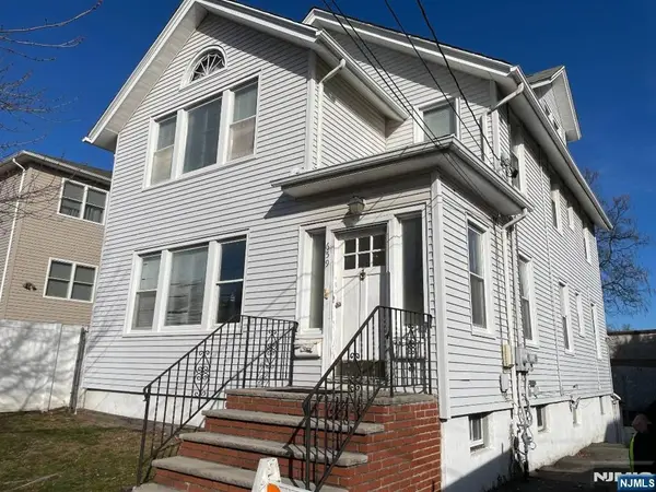 659 Valley Brook Avenue, Lyndhurst, NJ 07071